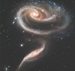 Хъбъл засне невероятна галактическа „роза“