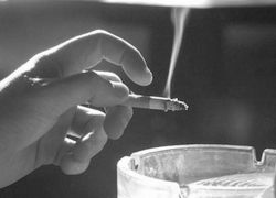 Доказано: пасивното пушене не причинява рак на белия дроб