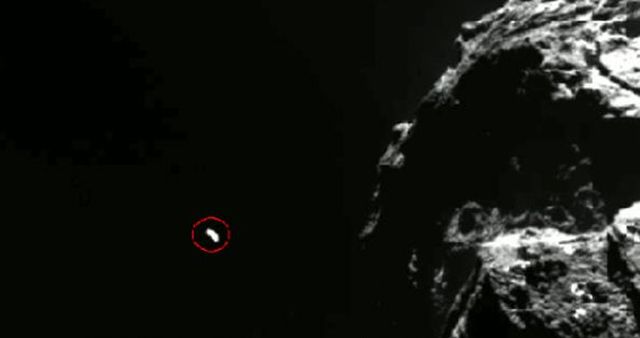 От  кометата Чурюмов – Герасименко излетя НЛО