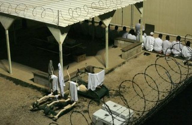 IMB : Насилствено ислямизират затворниците във Великобритания