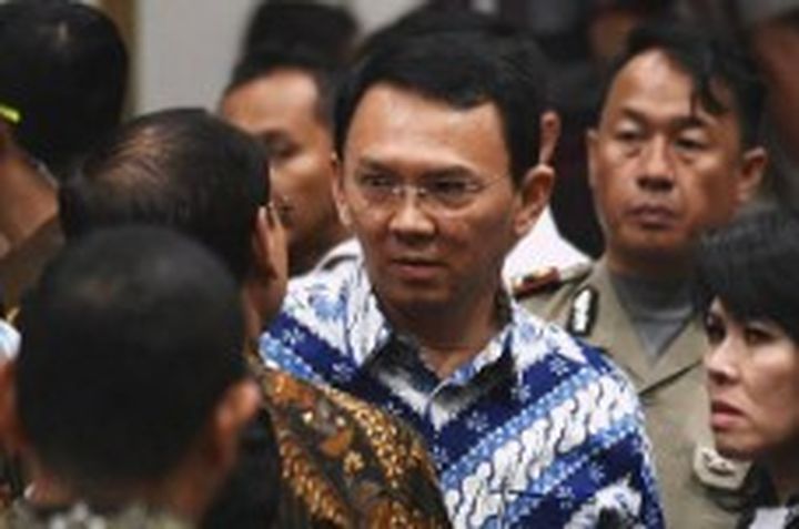 Губернаторът на Джакарта, който е християнин, влиза за две години в затвора заради богохулство