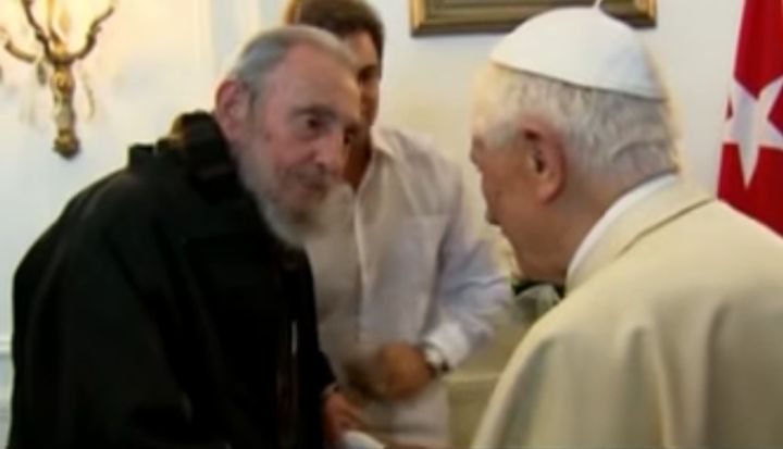 В памет на Фидел Кастро: Какво вие, Свети отче, всъщност работите? (видео)