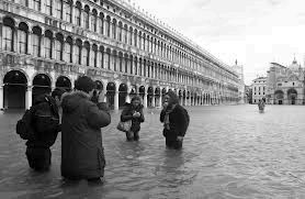 Една трета от Венеция изчезна под водата