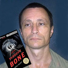 Осъден на доживотен затвор убиец, спечели литературна премия за криминален роман