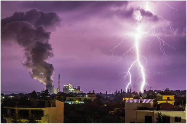 След победата на СИРИЗА  Гърция бе обхваната от мълнии и торнада (видео)