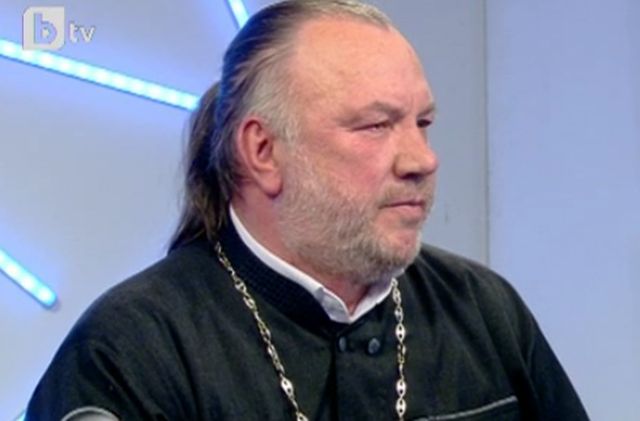 Отец Саръев: България е толкова независима, че нищо не зависи от нея