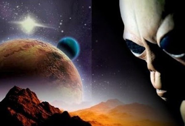 Стивън Хокинг: Космически номади могат да колонизират Земята