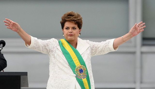 Полицията в Бразилия разследва Дилма Русеф