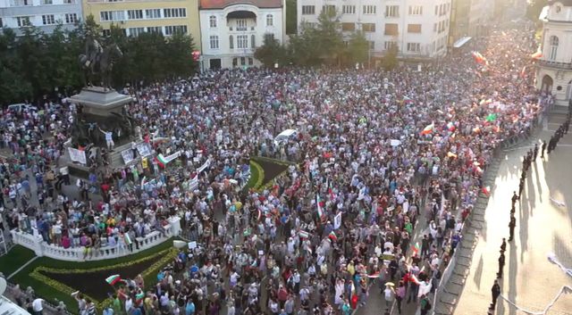 България: Будна кома и застой вместо реформи