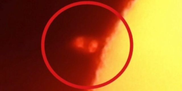 Конспирации: Огромни НЛО прелетяха близо до Слънцето (видео)